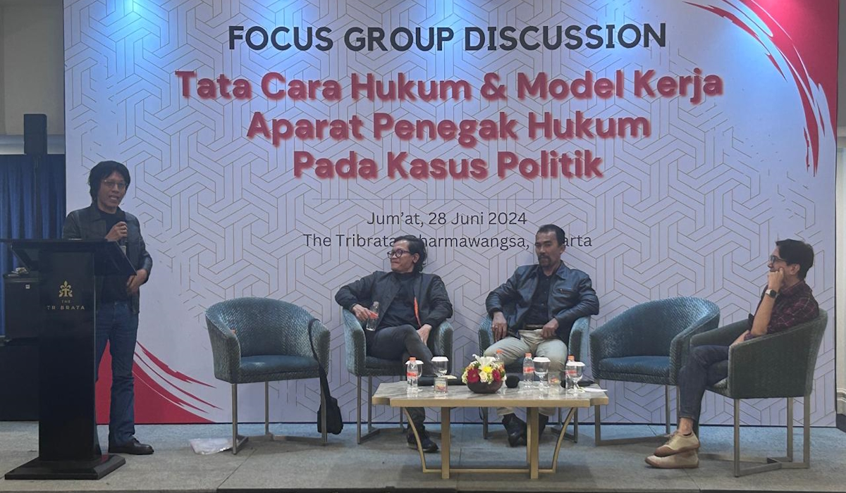 Politikus PDI Perjuangan (PDIP), Adian Napitupulu menyoroti pemeriksaan terhadap Sekjen PDIP Hasto Kristiyanto