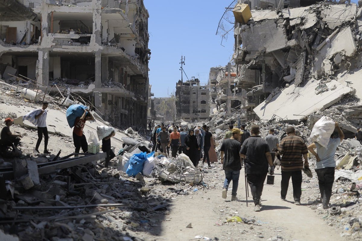 Hampir satu juta orang, atau setengah dari populasi Gaza, telah mengungsi dalam sebulan terakhir setelah operasi militer Israel di Rafah 