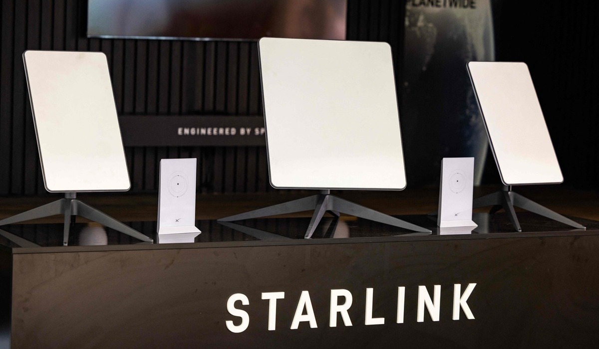 Perangkat jaringan internet Starlink.
