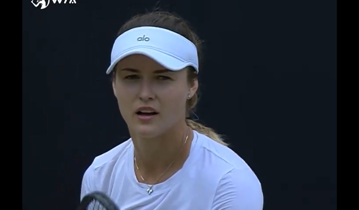 Anna Kalinskaya berhasil mencapai final Jerman Terbuka setelah mengalahkan Victoria Azarenka dengan skor 6-1 6-7(3) 6-1