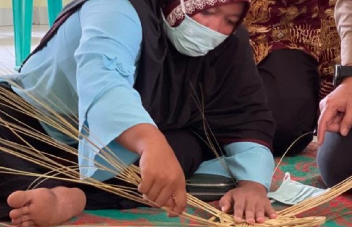 Asahan Dorong Petani Kembangkan Pengolahan Limbah Lidi Sawit