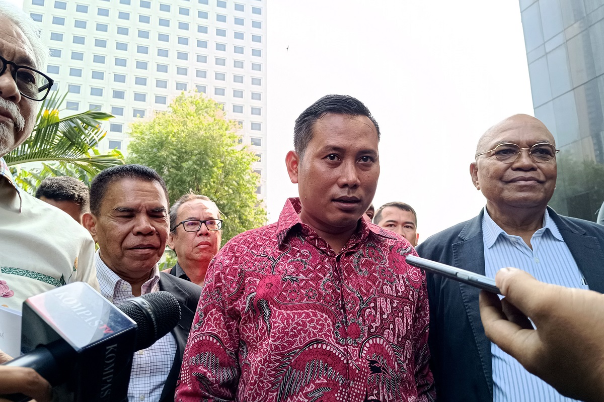KPK menolak untuk mengungkapkan hasil pemeriksaan terhadap Kusnadi, staf Sekretaris Jenderal PDIP, yang mengaku pernah bertemu Harun Masiku