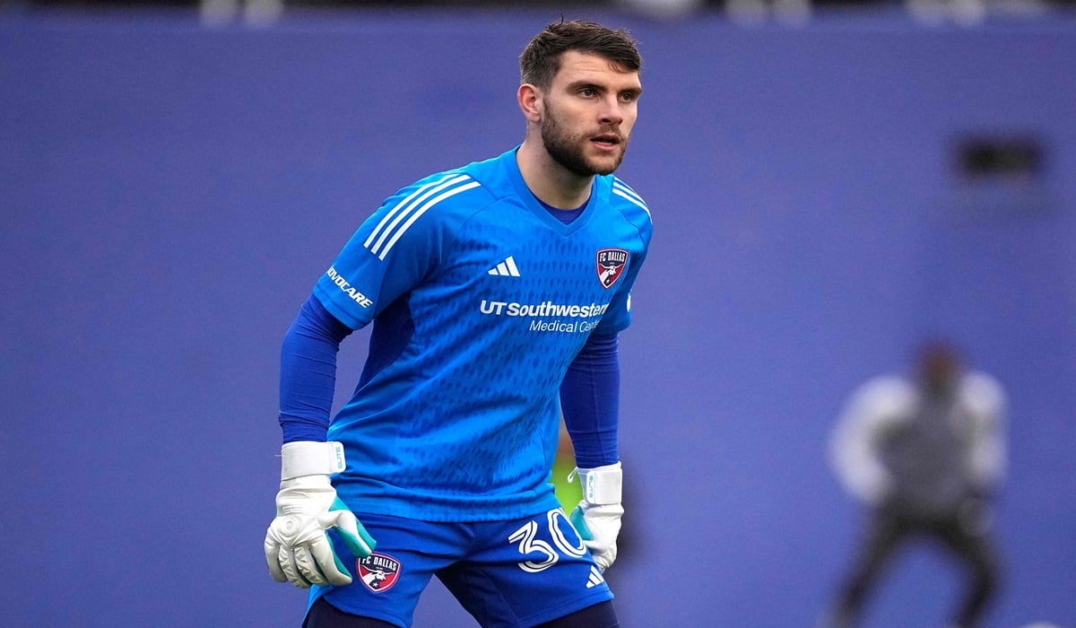 Kiper Indonesia yang bermain di klub MLS, FC Dallas, Maarten Paes