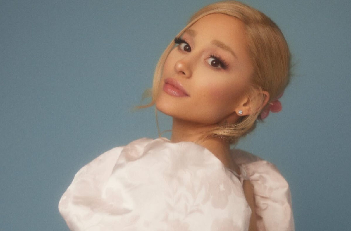 Ariana Grande merayakan ulang tahunnya yang ke-31 dengan membagikan video masa kecilnya di Instagram.