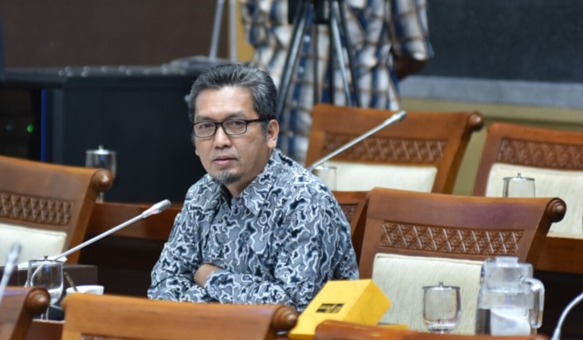 ANGGOTA Komisi I DPR RI Fraksi PKS, Almuzzammil Yusuf.