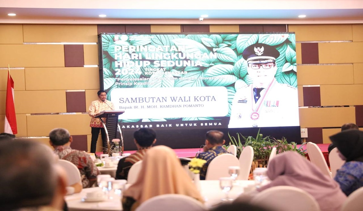 Pj Sekda Makassar Firman Hamid Pagarra saat membuka acara peringatan Hari Lingkungan Hidup Sedunia lingkup Pemerintah Kota Makassar.
