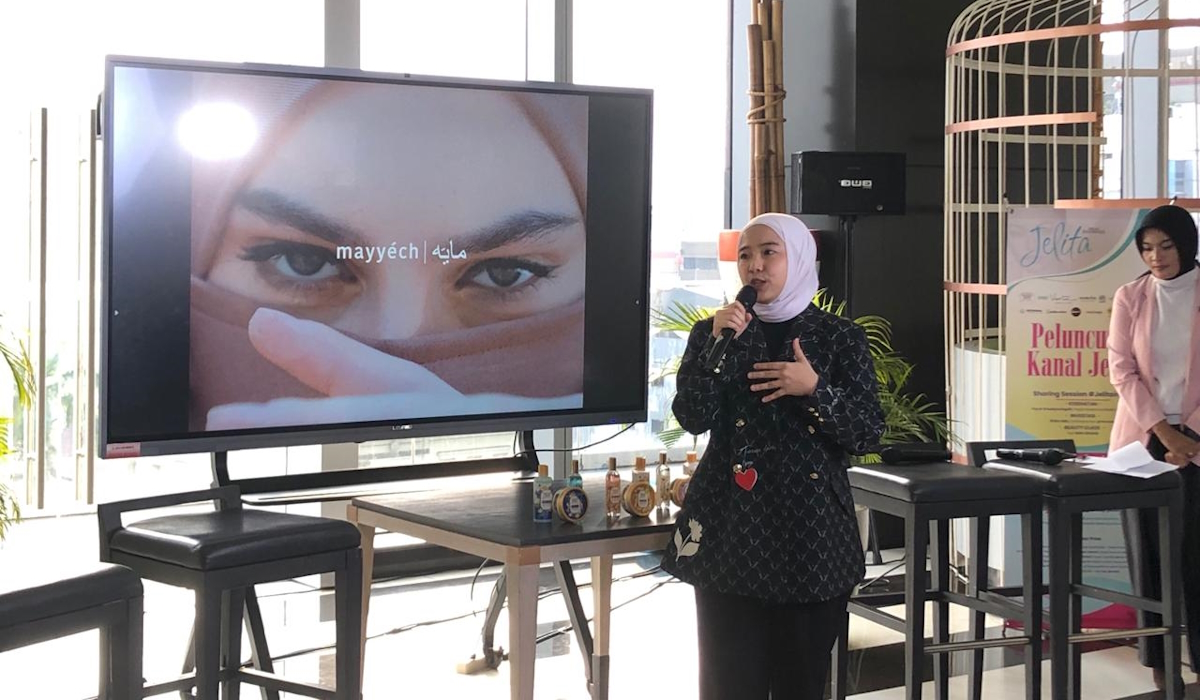 Senior Marketing Public Relations of ISSA Group, Alvy Fitria