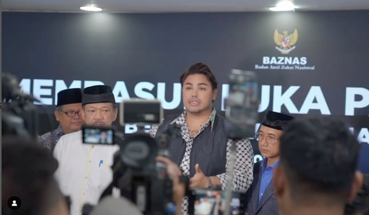 Baznas memberikan apresiasi kepada Ivan Gunawan