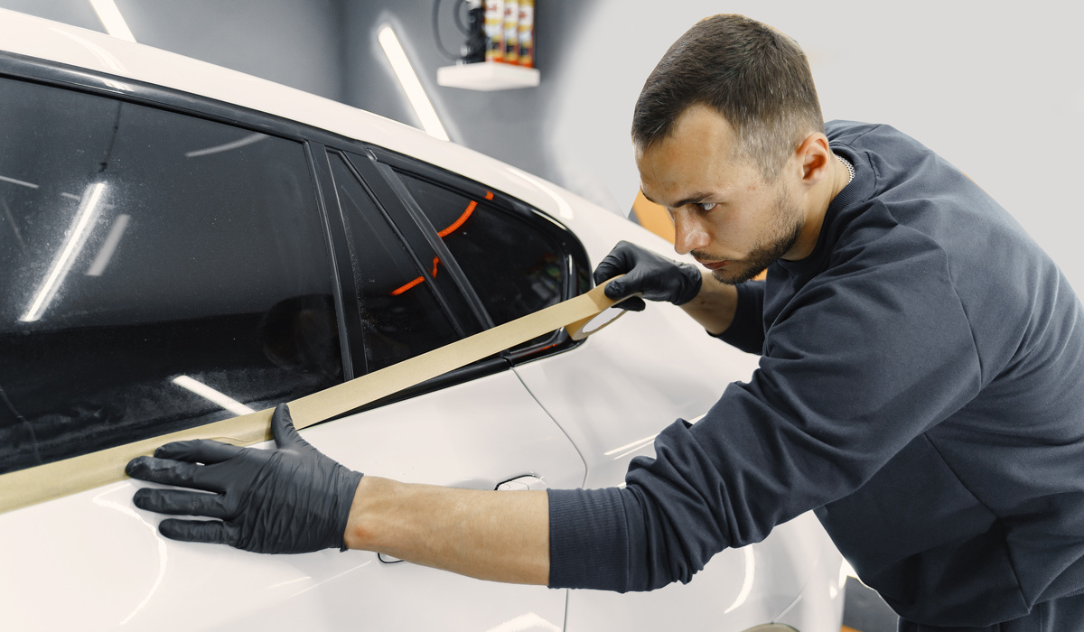 Ilustrasi pemasangan kaca film