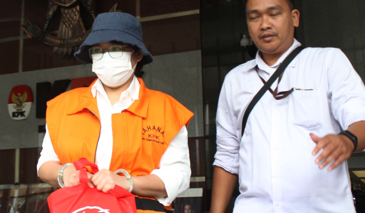 Terdakwa Pejabat Balai Teknik Perkertaapian Jawa Barat (nonaktif) Syntho Pirjani Hutabarat 