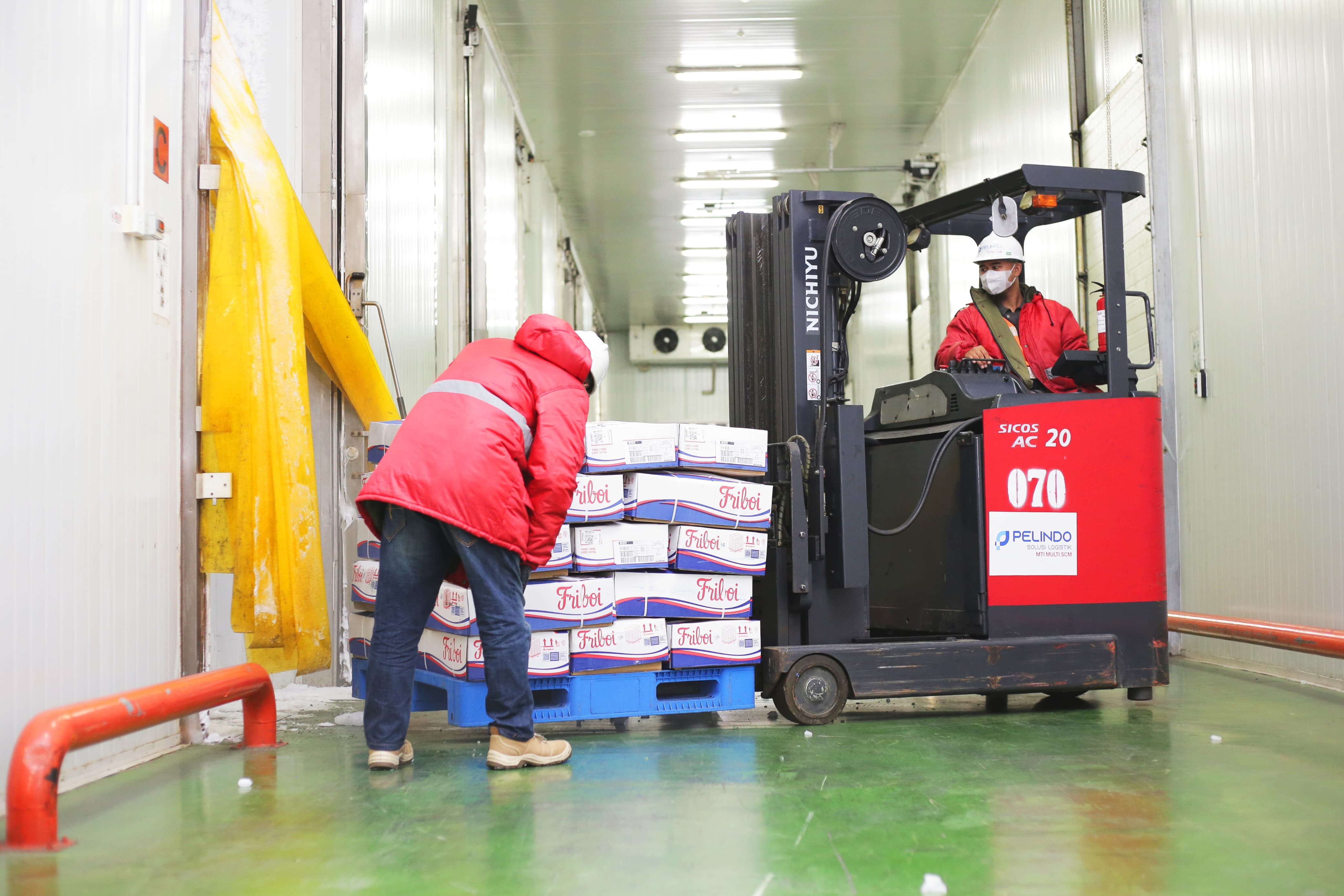 Pelindo bidang logistik dan hinterland development berhasil mempertahankan sertifikasi ISO untuk Sistem Manajemen Terintegrasi