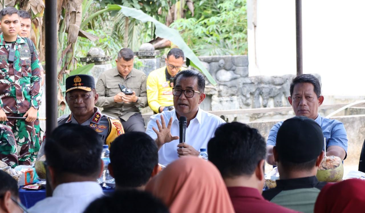 Pj Gubernur Kaltim Akmal Malik (tengah)