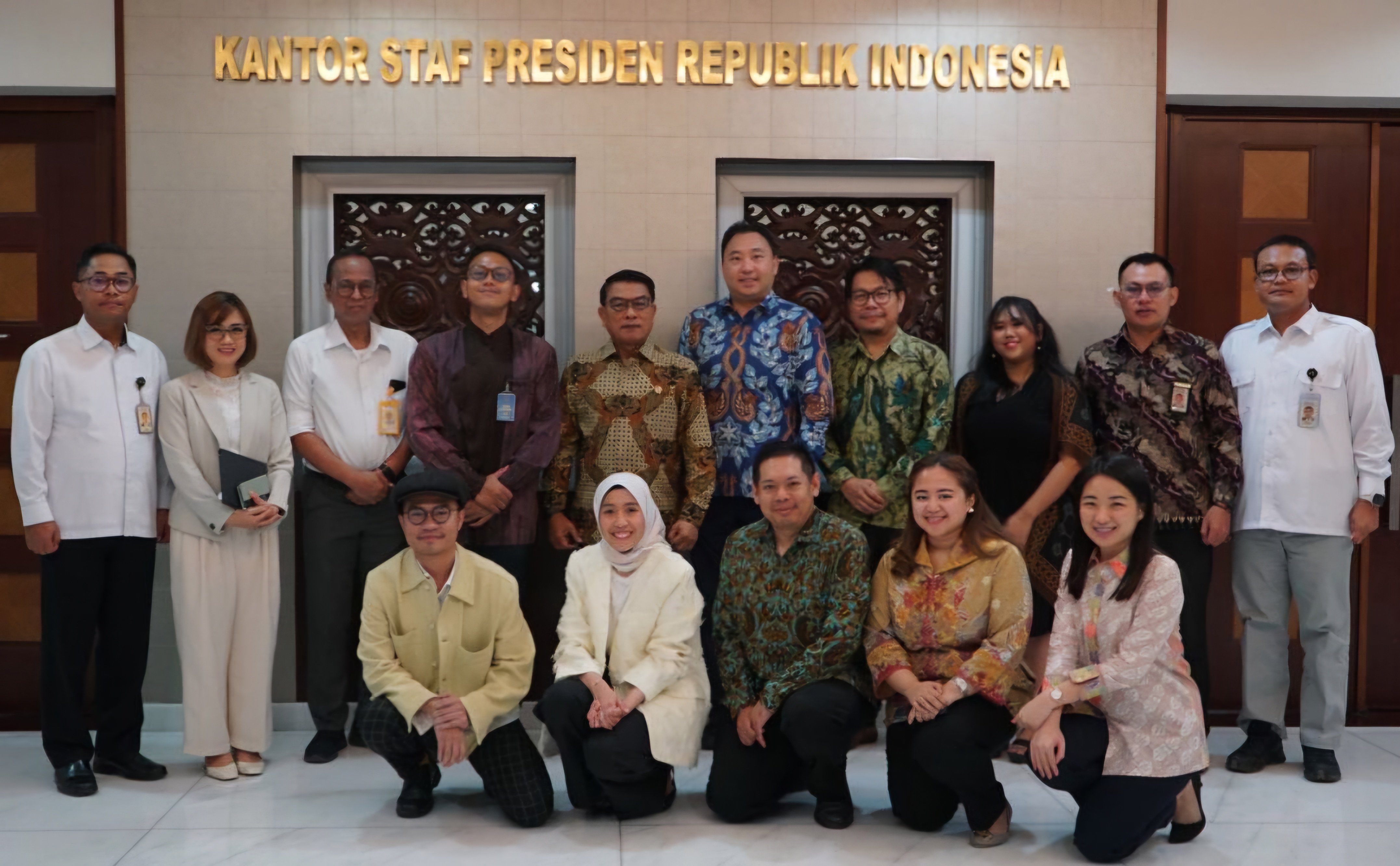 KSP bertemu dengan AIIP untuk membahas penerapan kecerdasan buatan (AI). 