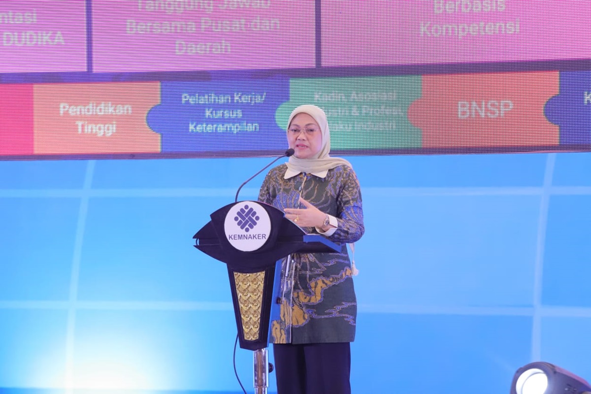 Menteri Ketenagakerjaan Ida Fauziyah menegaskan pentingnya peran instruktur dalam menciptakan tenaga kerja yang kompeten dan berdaya saing. 