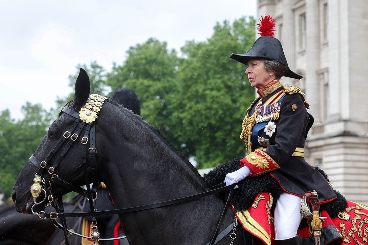Putri Anne dari Inggris dilaporkan mengalami kehilangan ingatan sementara setelah mengalami cedera kepala akibat kejadian di rumahnya