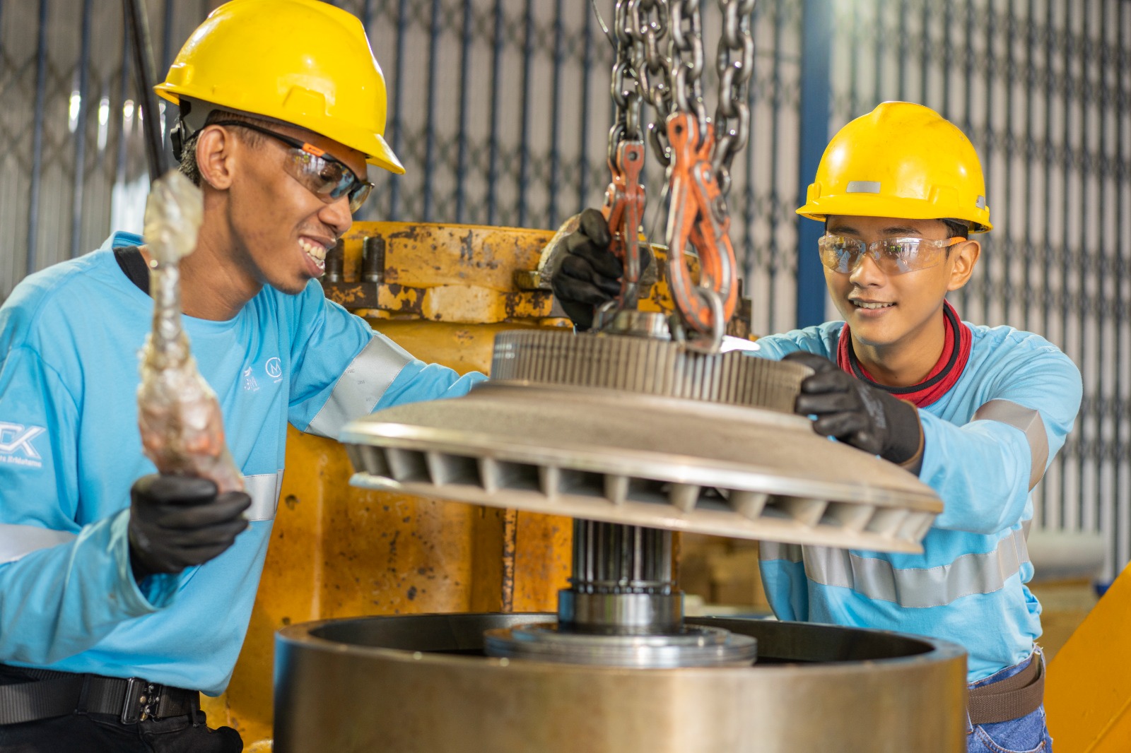 Bisnis yang baik terlahir dari SDM yang cerdas dan berkualitas.