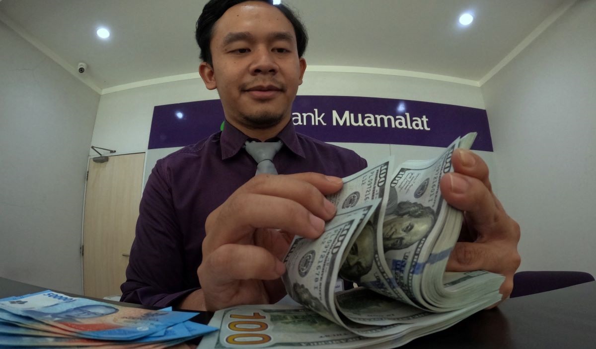Nilai tukar rupiah terhadap dolar Amerika.