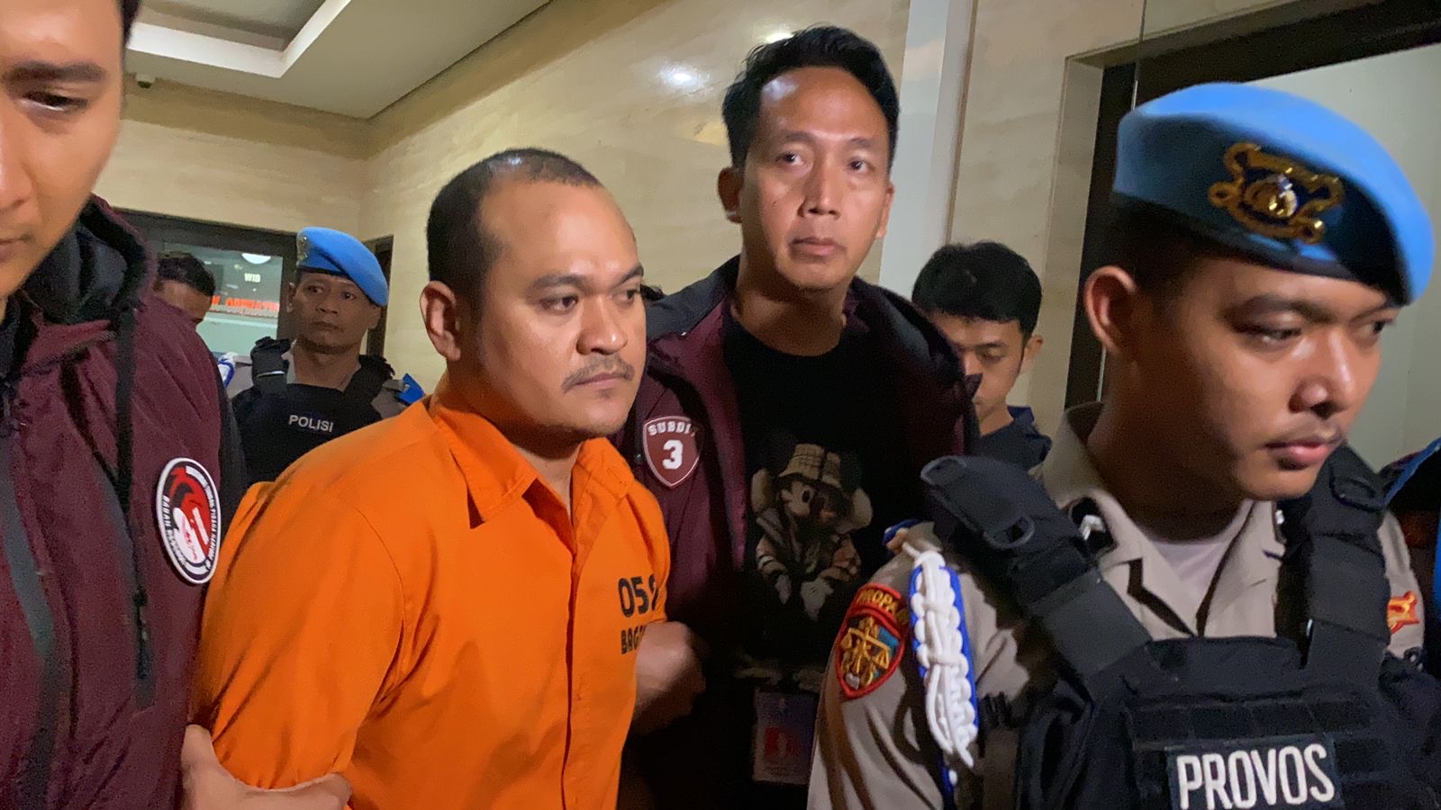 Buronan Thailand Chaowalit Thongduang