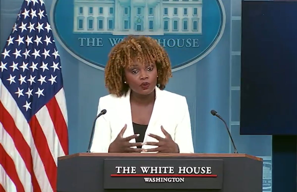 Gedung Putih menanggapi kritik Perdana Menteri Israel Benjamin Netanyahu mengenai penundaan pengiriman senjata oleh pemerintahan Biden. 