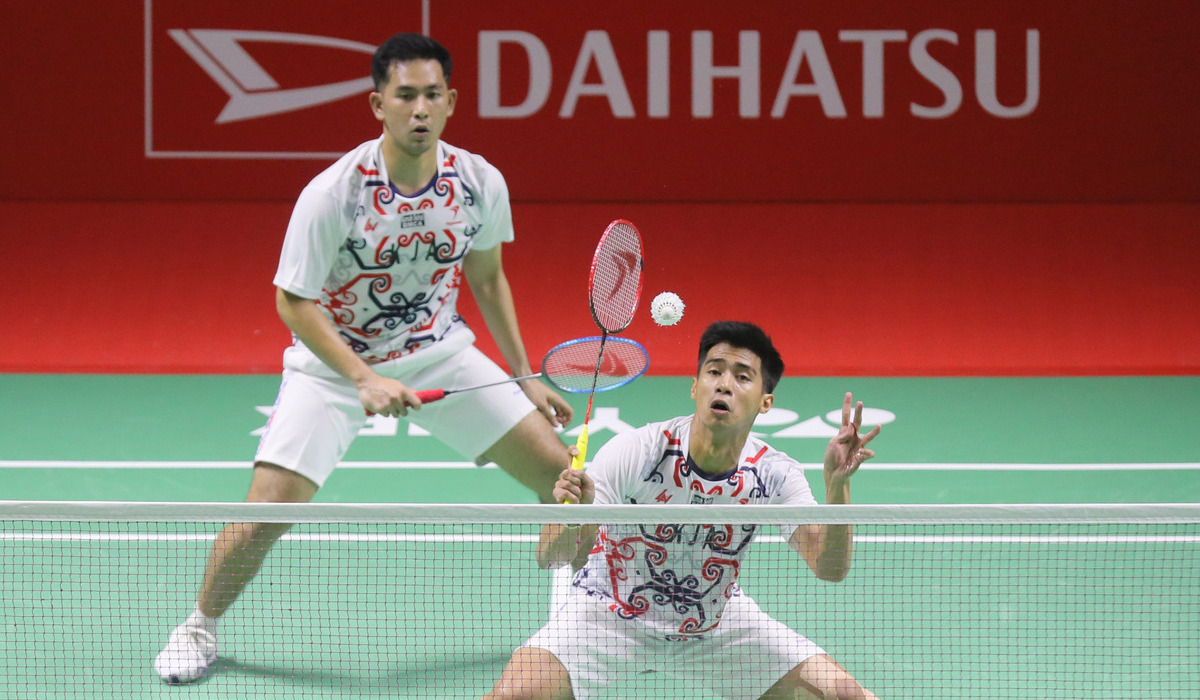 Pasangan ganda putra Indonesia, Sabar karyaman Gutama/Moh Reza Pahlevi Isfahani.