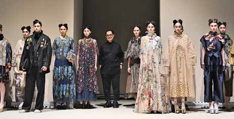 Karya-karya desainer senior Biyan Wanaatmadja.