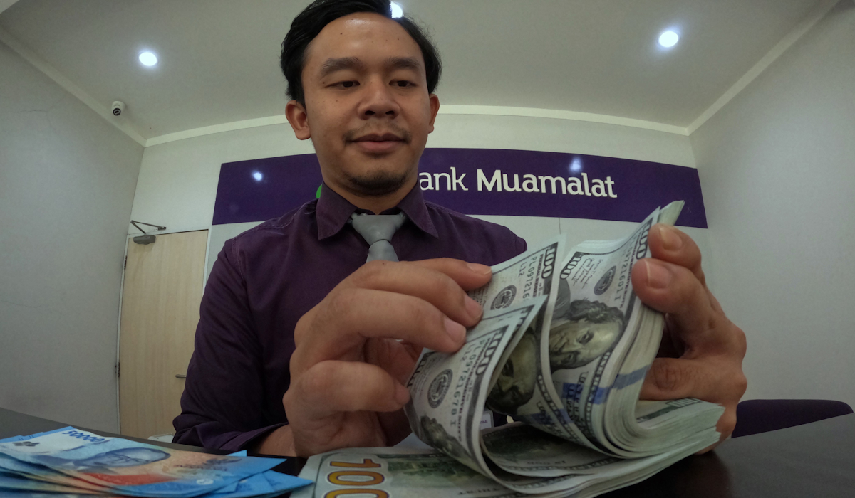 Nilai tukar rupiah terhadap dolar Amerika. 
