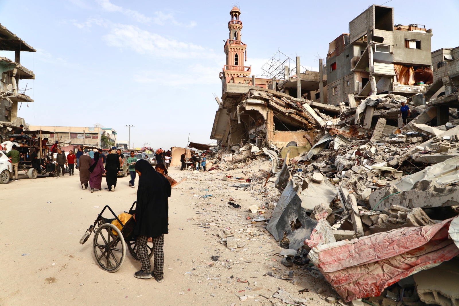 Pemerintah Indonesia melalui Kementerian Luar Negeri menyambut adopsi Resolusi DK PBB yang mengusulkan tiga tahap gencatan senjata di Gaza