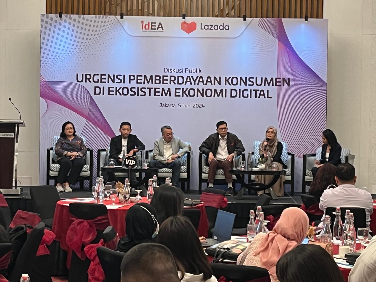 Diskusi Publik: Urgensi Pemberdayaan Konsumen di Ekosistem  Ekonomi Digital di Jakarta, Rabu (5/6).