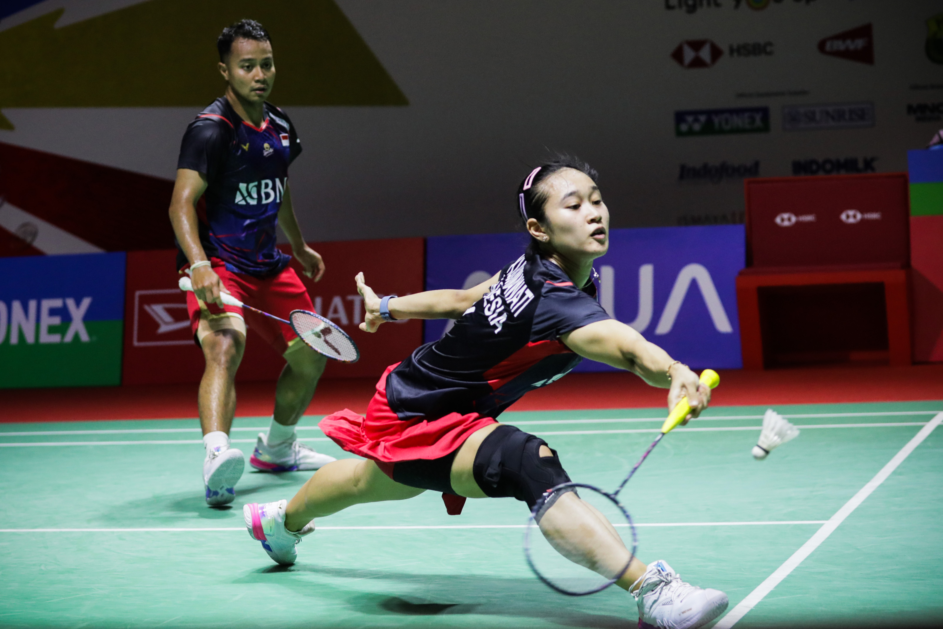 Ganda campuran Indonesia Rehan Naufal Kusharjanto / Lisa Ayu Kusumawati (kiri)