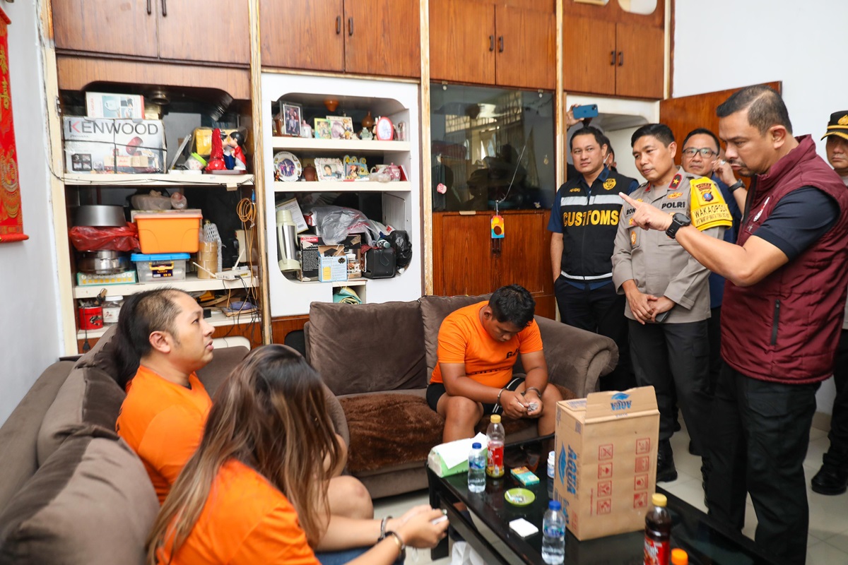 Pasutri di Medan Tertangkap Mengoperasikan Pabrik Ekstasi Rumahan, Bahan Baku Dibeli dari Tiongkok