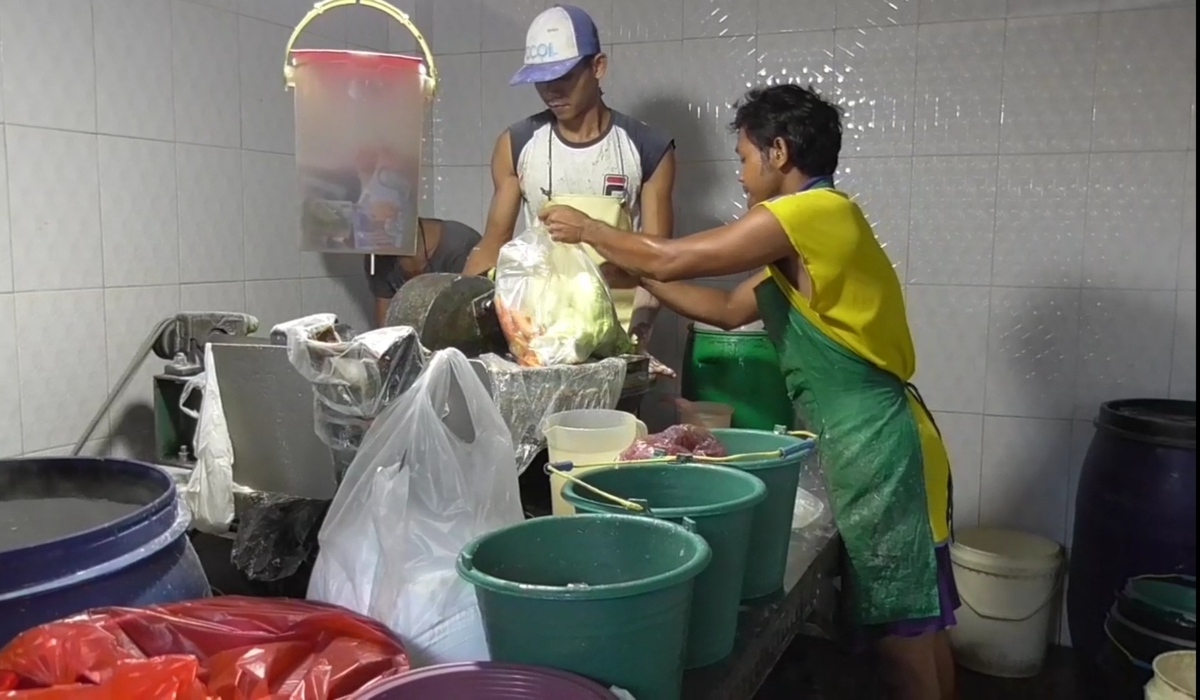 Idul Adha, Jasa Penggilingan Daging Panen Rejeki