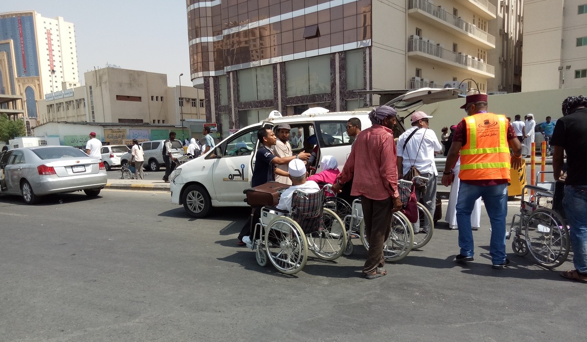 Ilustrasi, jasa pendorong kursi roda ilegal untuk jemaah haji di Arab Saudi.