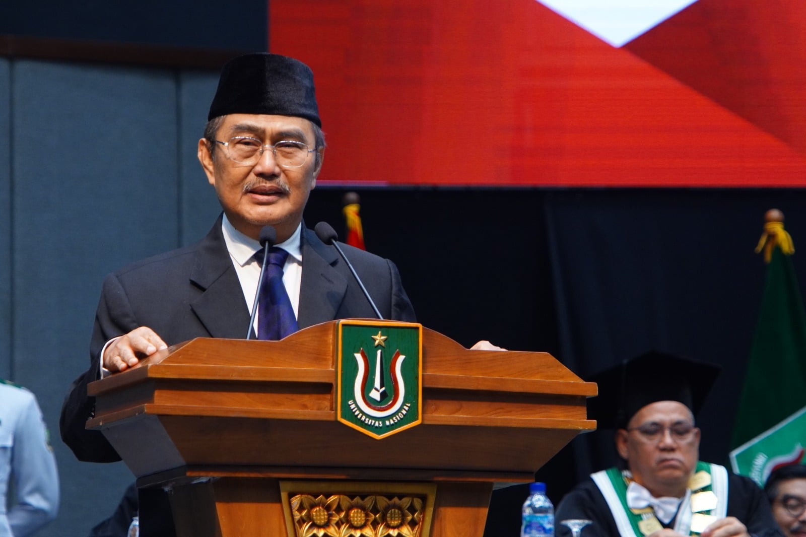 Prof Dr H Jimly Asshiddiqie SH MH