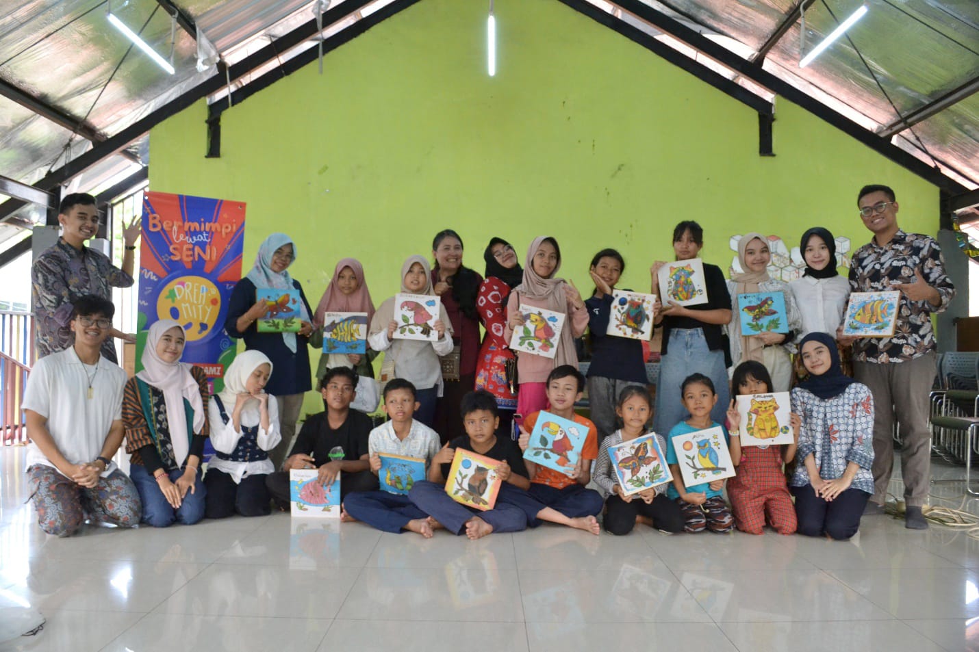 Anak-anak di komunitas Dreamity Indonesia 