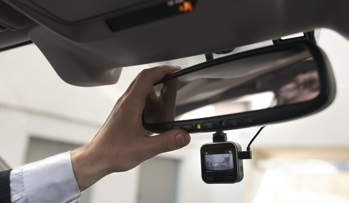 Ilustrasi, dashcam atau kamera mobil.