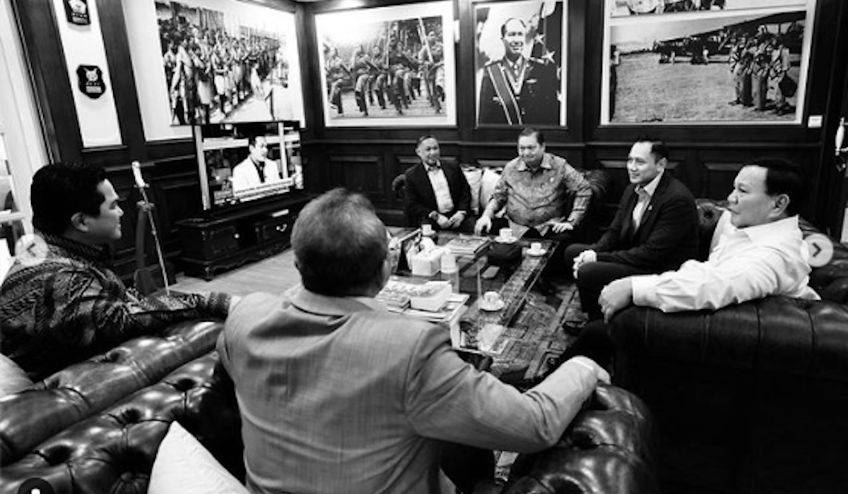 Presiden terpilih Prabowo Subianto bersama ketua umum Koalisi Indonesia Maju (KIM)