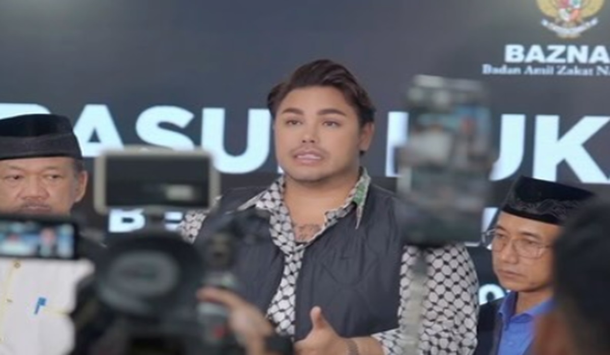 Ivan Gunawan di Kantor Baznas Pusat, Matraman, Jakarta