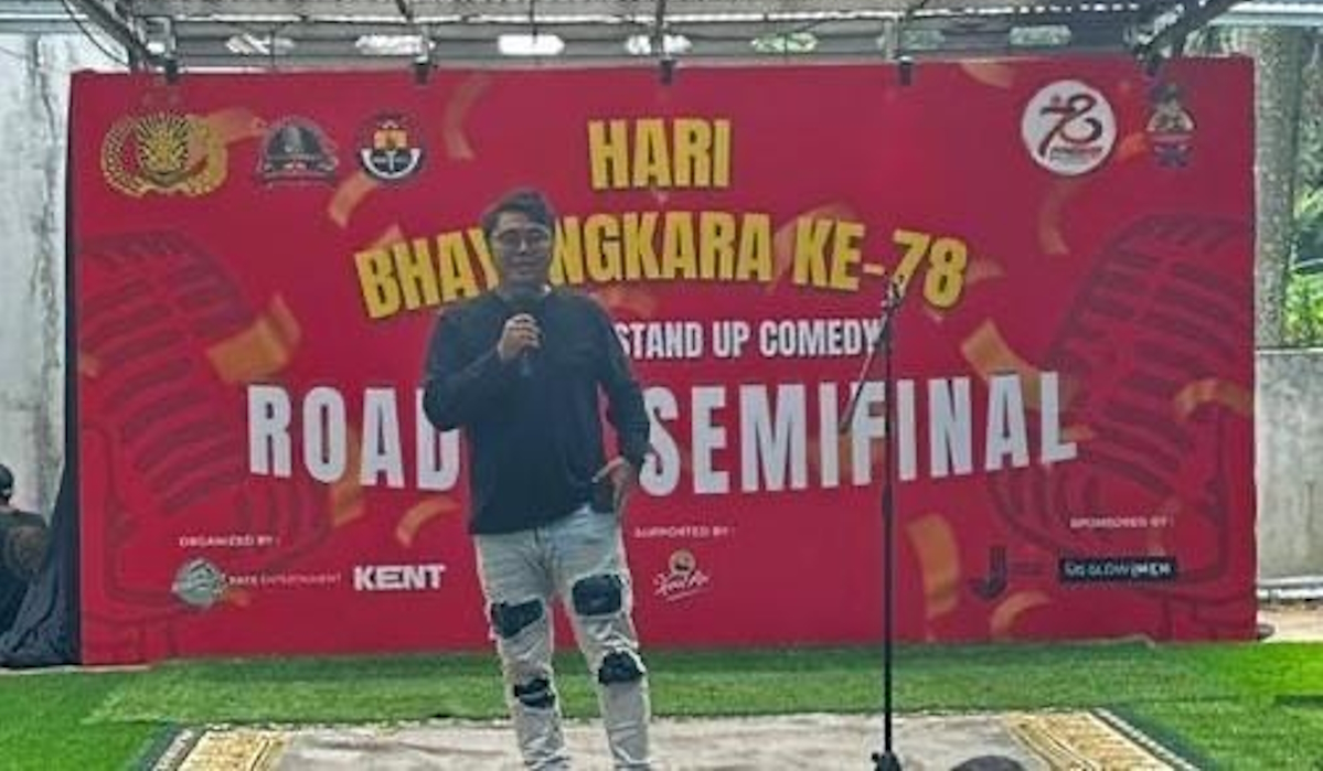 Lomba Stand Up Comedy dengan tema 