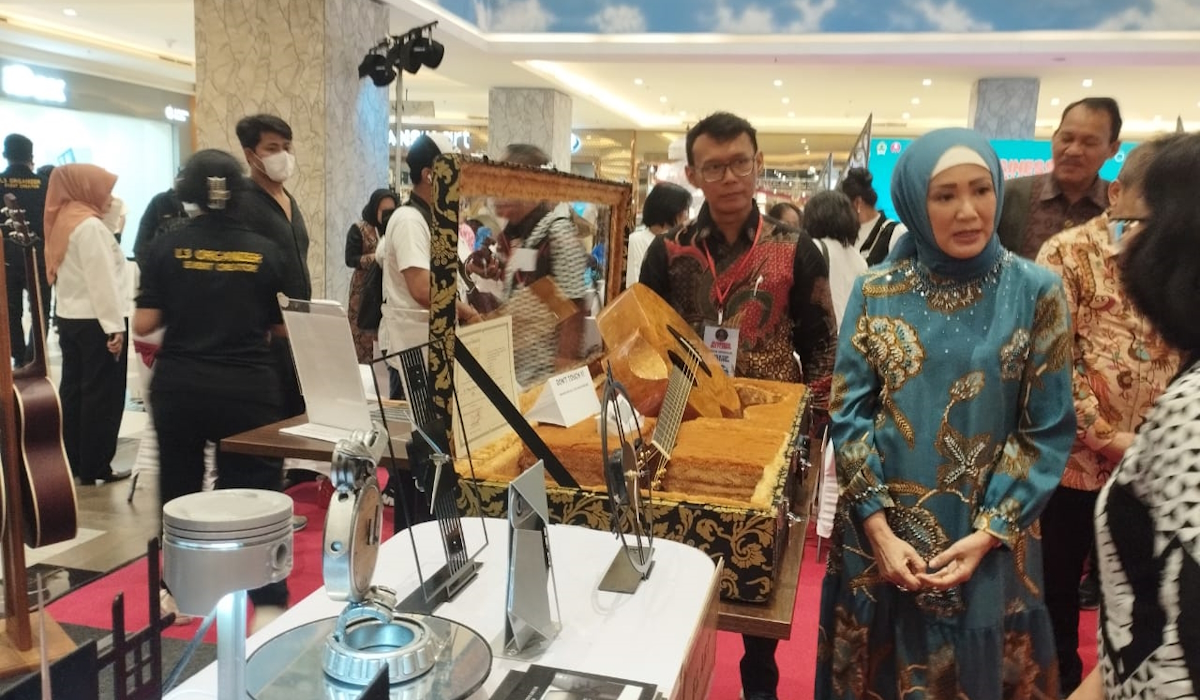 Pj Ketua Dewan Kerajinan Nasional Daerah (Dekranasda) Jawa Tengah, Shinta Nana Sudjana. 