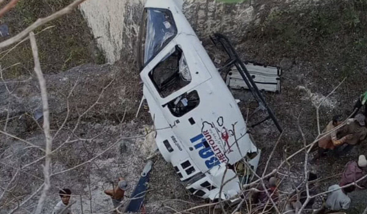 Helikopter jatuh di Bali