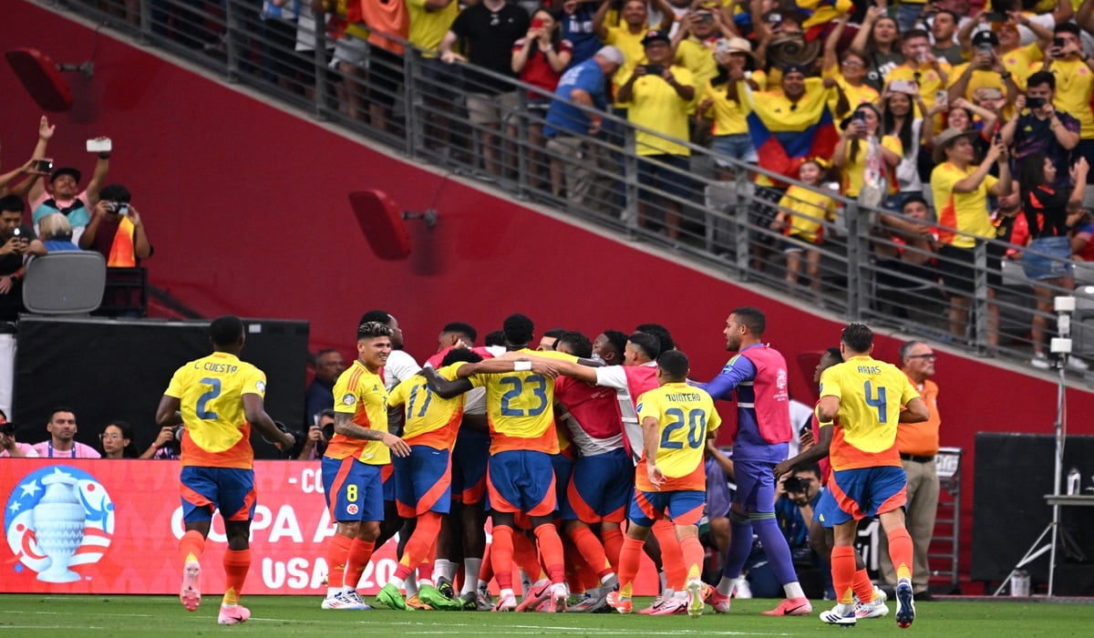 Para pemain timnas Kolombia melakukan selebrasi usai mencetak gol ke gawang Panama di laga perempat final Copa America.