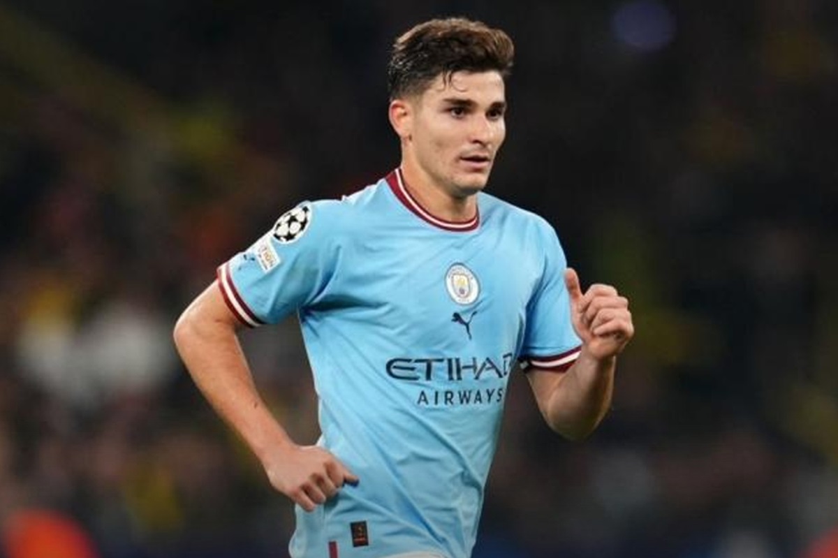 Julian Alvarez diklaim telah memberitahu Manchester City bahwa ia ingin keluar pada musim panas ini.