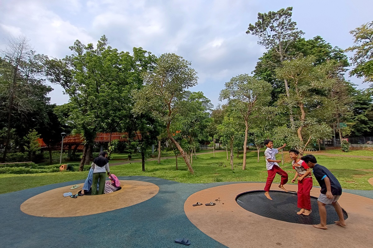 Ilustrasi - Merayakan Hari Anak Nasional dengan twibbon menarik