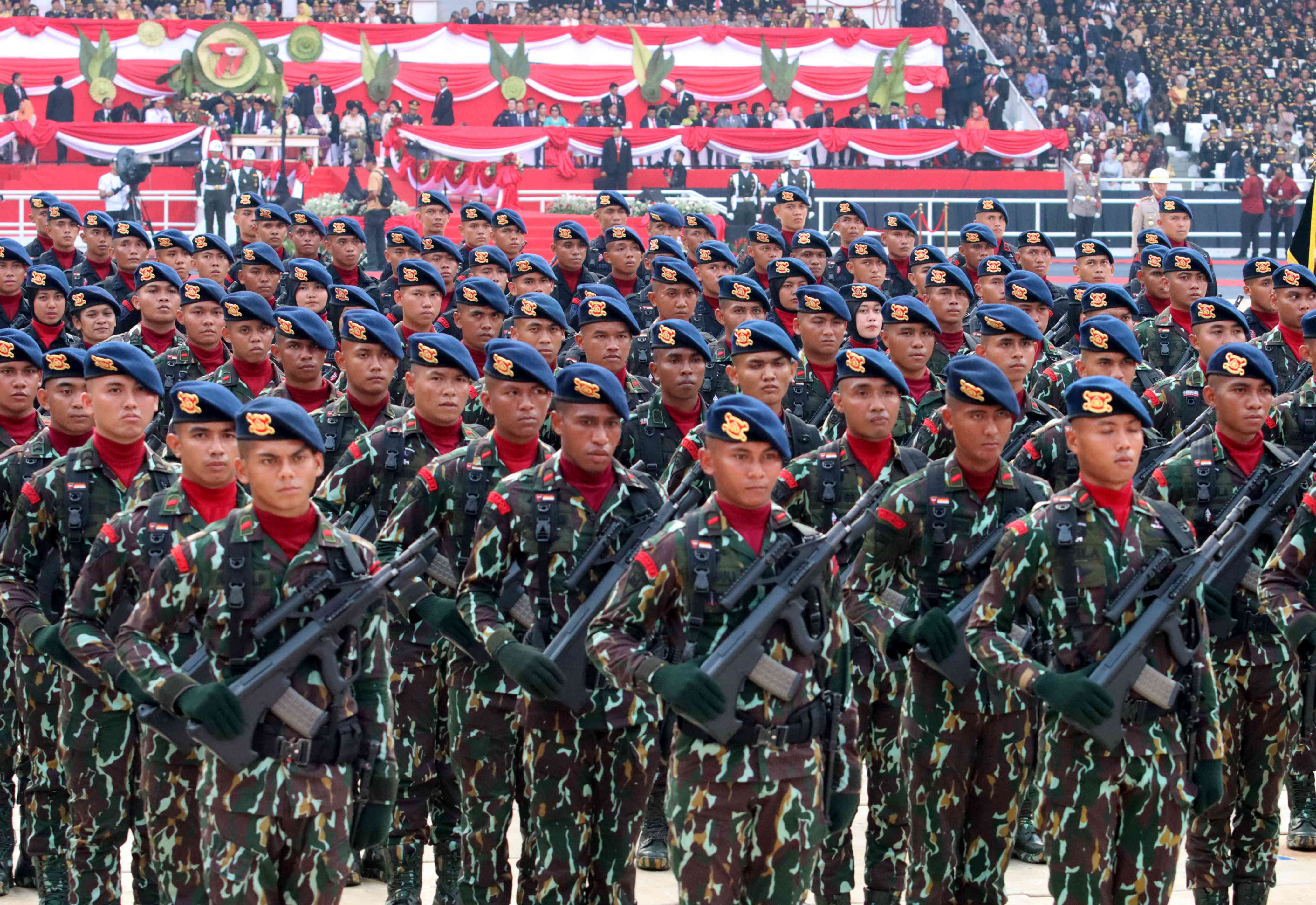 Yuks ucapkan selamat Hari Bhayangkara ke keluarga, rekan, dan kolega anggota polri. Ini 20 ucapan selamat yang bisa digunakan di medsos