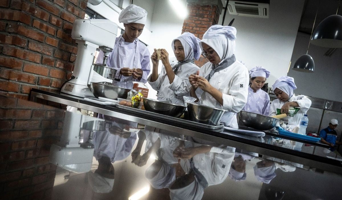 Tekan Pengangguran Vokasi dengan Penguatan Kerja Sama Industri