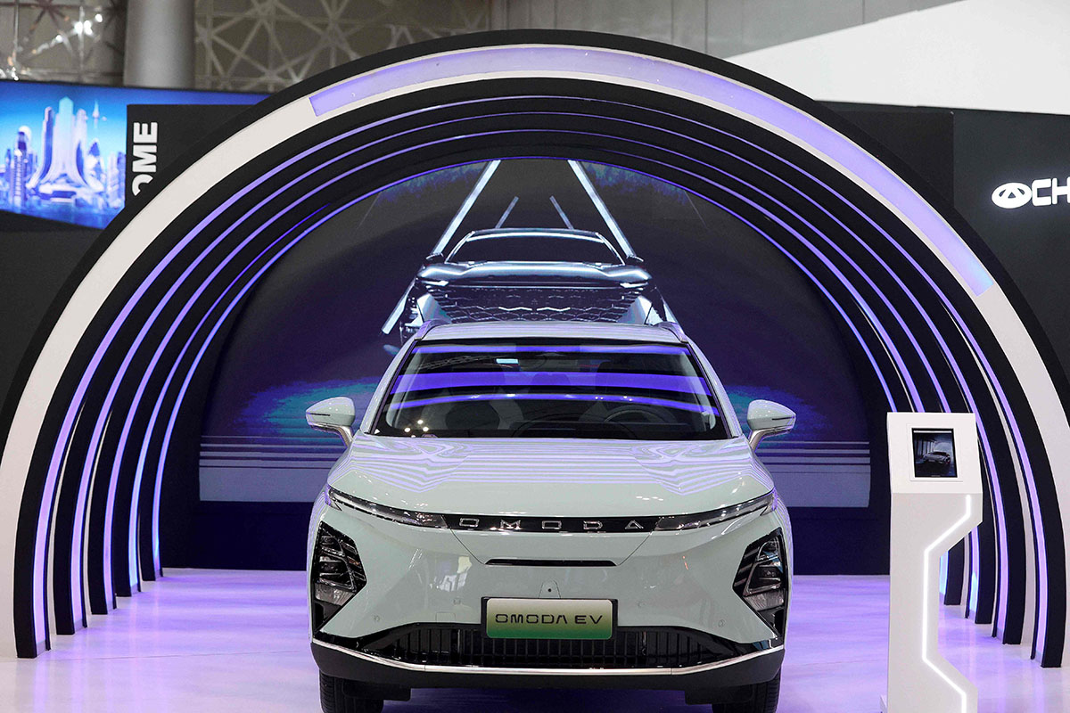 Chery memamerkan Omoda 5 EV di Geneva International Motor Show (GIMS) 2023 di Doha, Qatar.