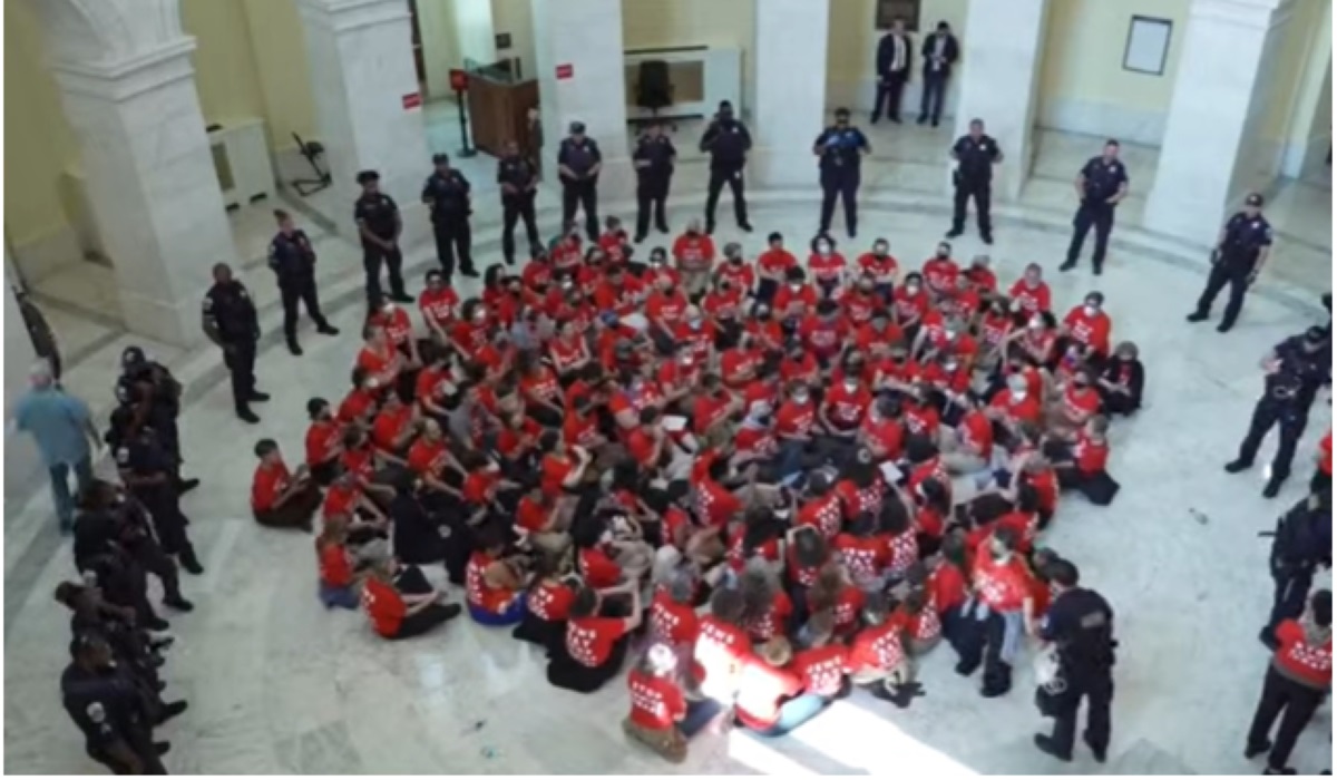 Demonstran Yahudi di Gedung Kongres AS.