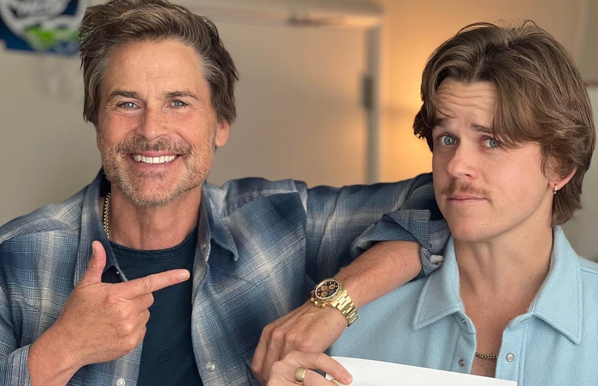 John Owen Lowe mengakui bekerja dengan ayahnya, Rob Lowe, tidak selalu mulus, terkadang membuatnya gila.