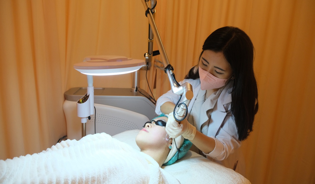 Perawatan kulit wajah