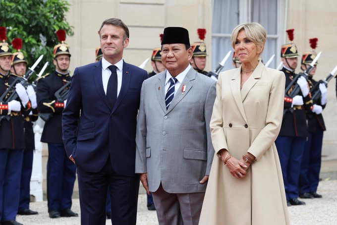 Prabowo Subainto menghadiri jamuan Presiden Perancis Emmanuel Macron sebelum Pembukaan Olimpiade Paris 2024, Jumat (26/7) 